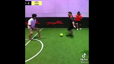 باور راكان راكان طلع فنان بالكورة مشاءلله 