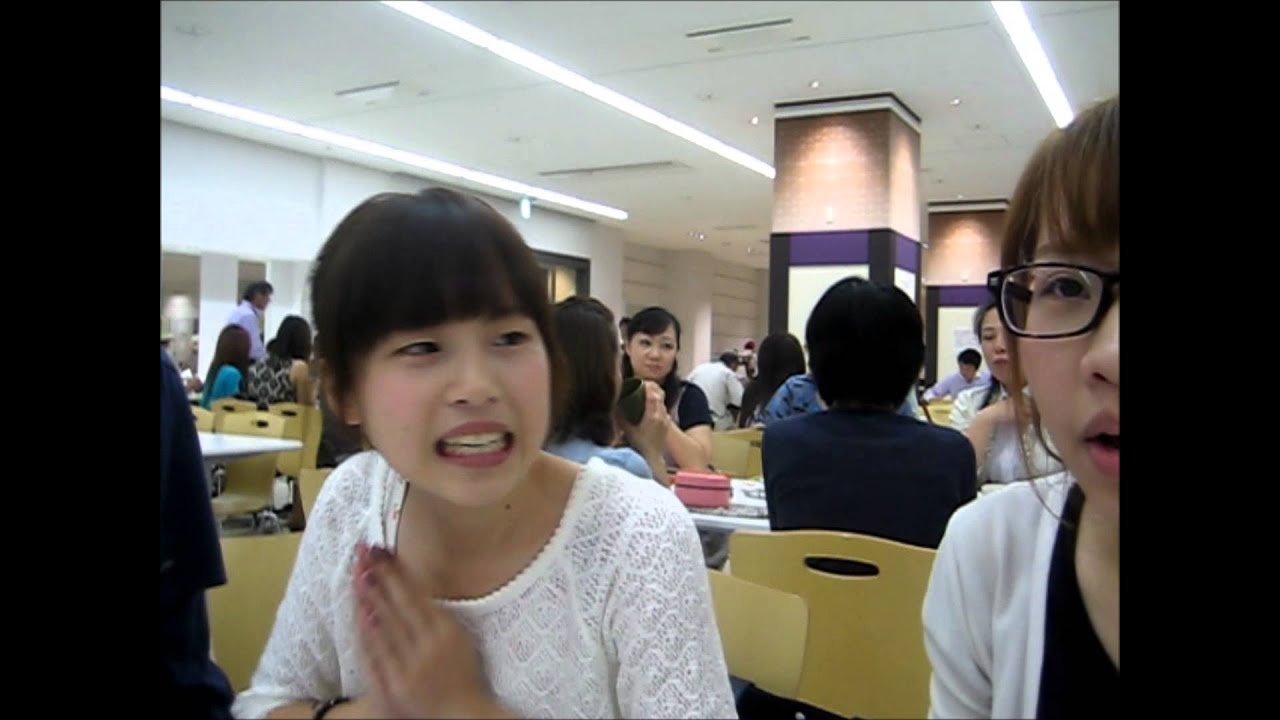 lyubitelskih-paren-s-devushkoy-video-na-russkom-tetki-porno