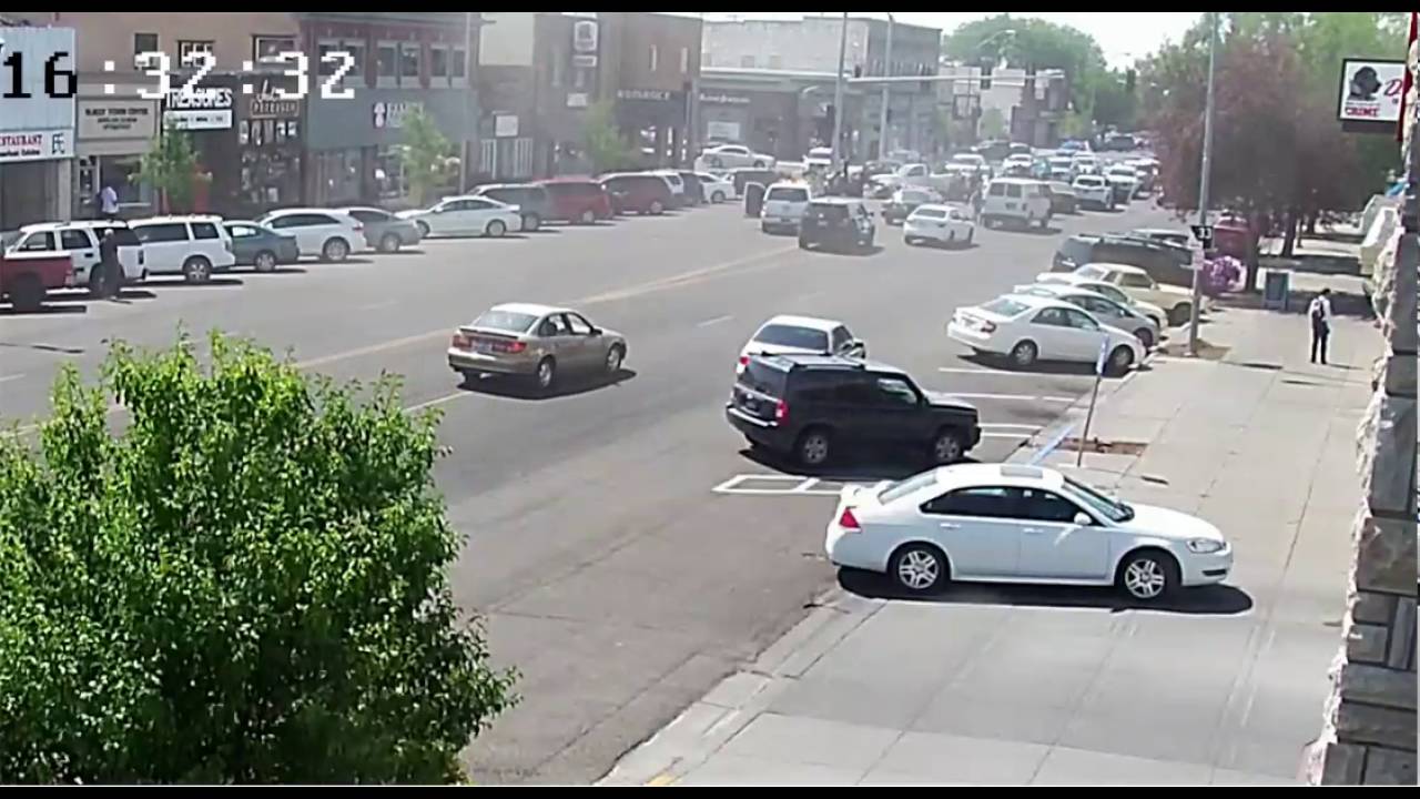 Idaho Falls man leads police on high speed chase - YouTube