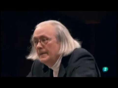 F.J.HAYDN Symphony N. 95. OSCRTVE. Kees Bakels, conductor. Javier Albarés, cello (Solo in menuetto)