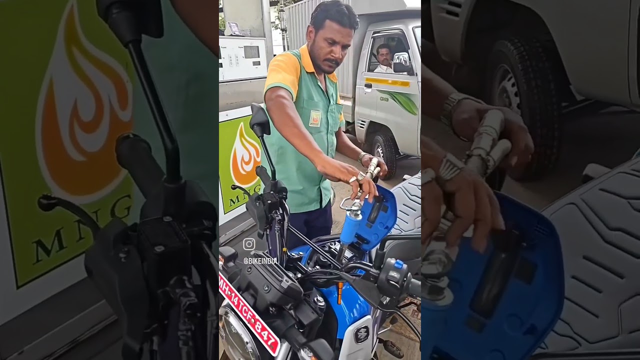 Filling CNG in a CNG Motorcycle