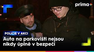 Podezřelý muž obchází zaparkovaná auta | Policie v akci