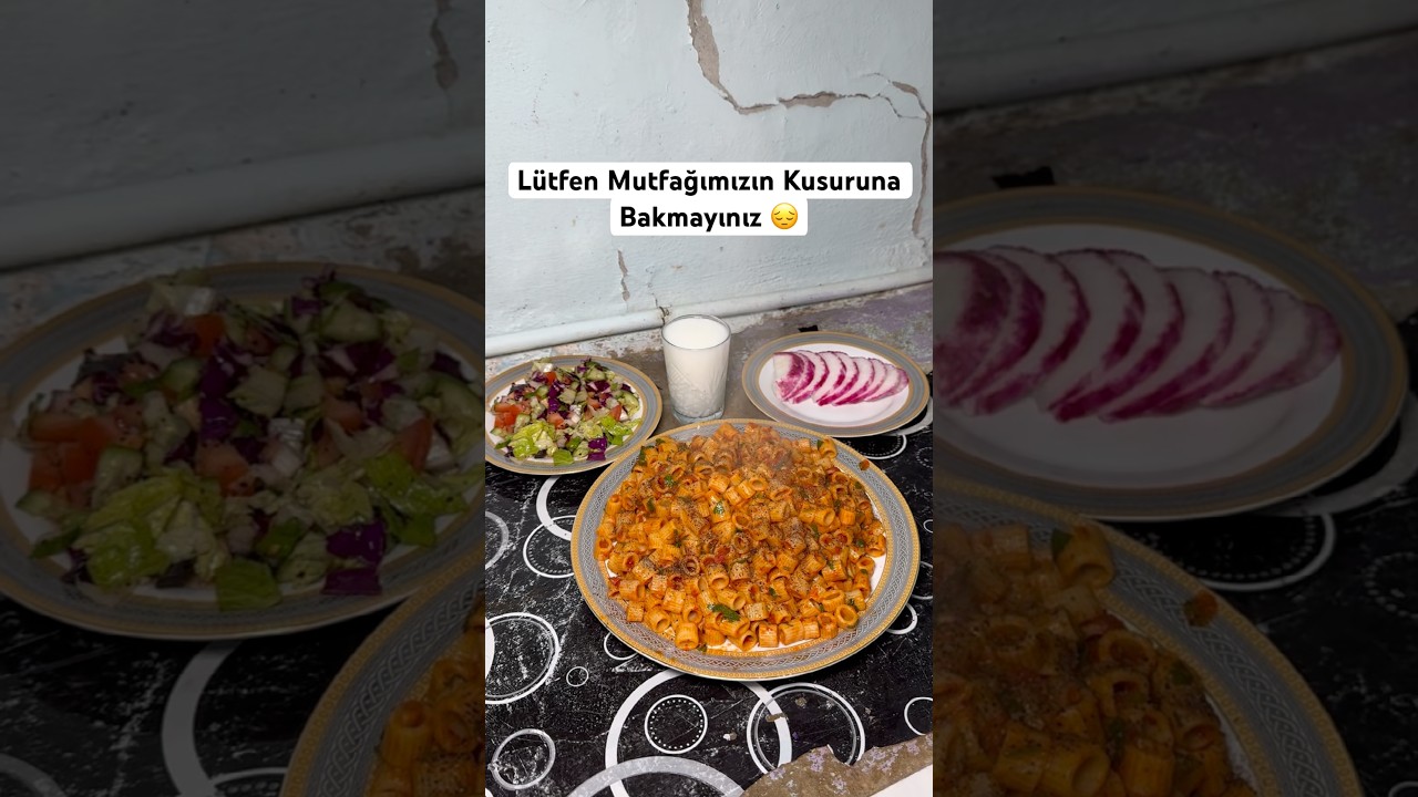 Lütfen Mutfağımızın Kusuruna Bakmayınız 😔 #yemektarifleri #sebzeyemekleri #pratiktarifler #tarif Lütfen Mutfağımızın Kusuruna Bakmayınız 😔 #yemektarifleri #sebzeyemekleri #pratiktarifler #tarif