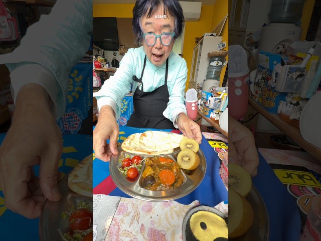 カレー🍛とナン🫓食べた #asmr #mukbang #shorts