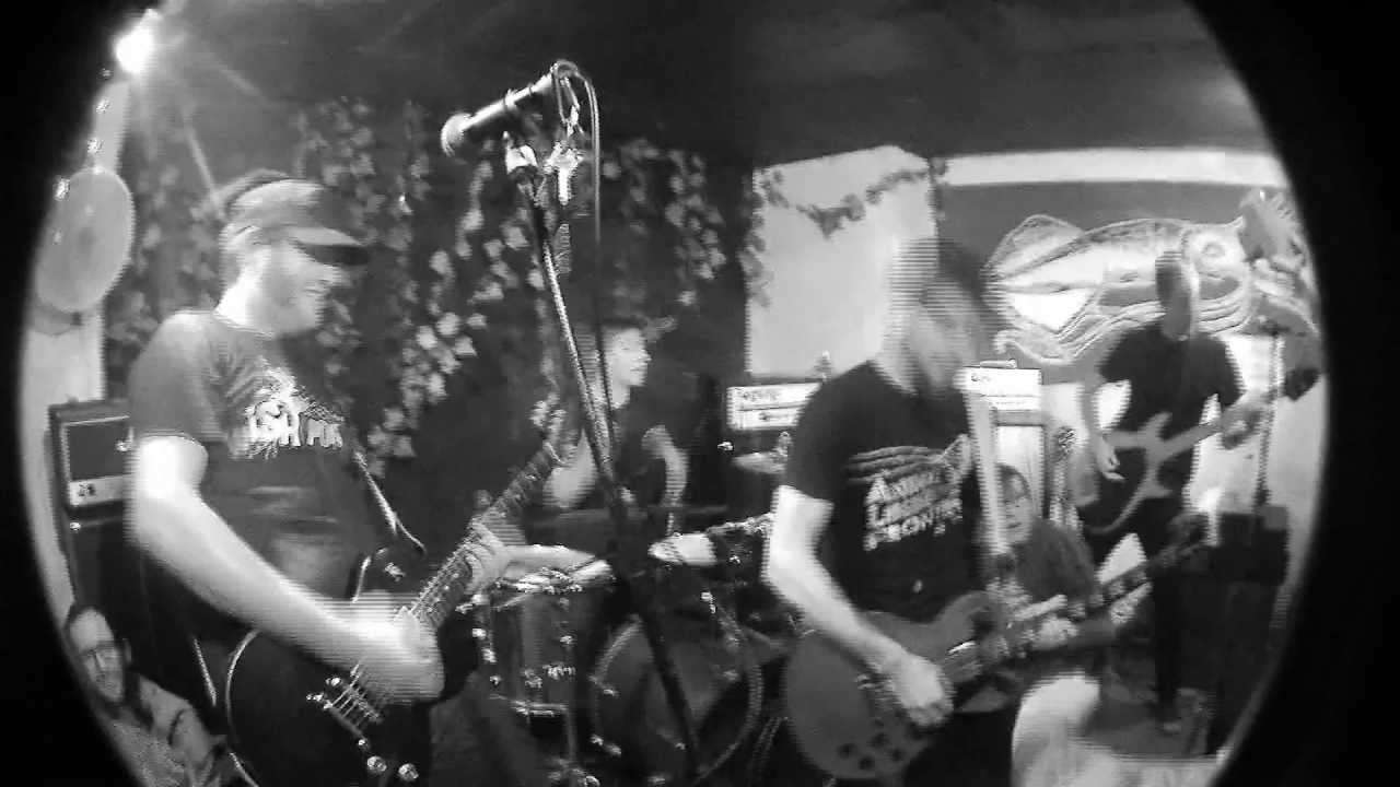 Despite Everything - No Smoke Without Fire - live