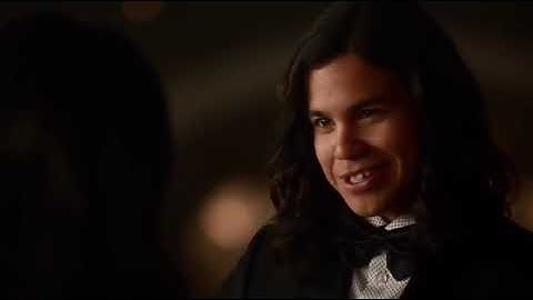 The Flash 4x02 Cisco & Gypsy Date   Ending Scene Part #12