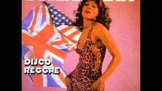 3 Disco Reggae Band African Woman Sticks Man