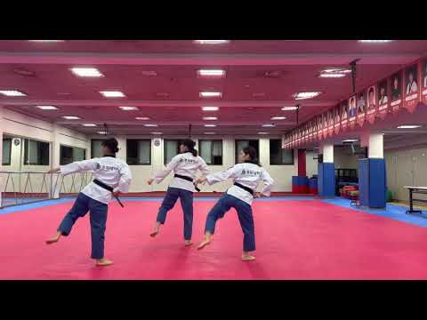 백석대 총장기 온라인 태권도대회 / 공인품새 여자 단체전 / Under 30 / 경희대학교 / 조혜인 한다현 문지우 / 태백