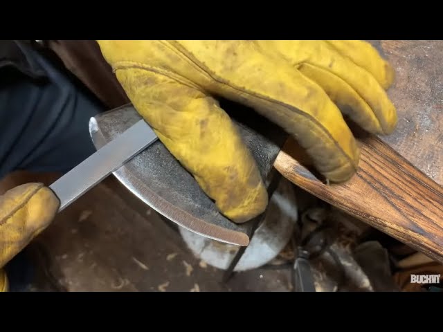 How to Sharpen an Axe by Hand with Whetstones by Findify