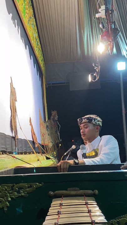 Dalang muda gegesik #wayangkulitklasik #karnaval #music #wayangkulit #senidanhiburan #budayajawa