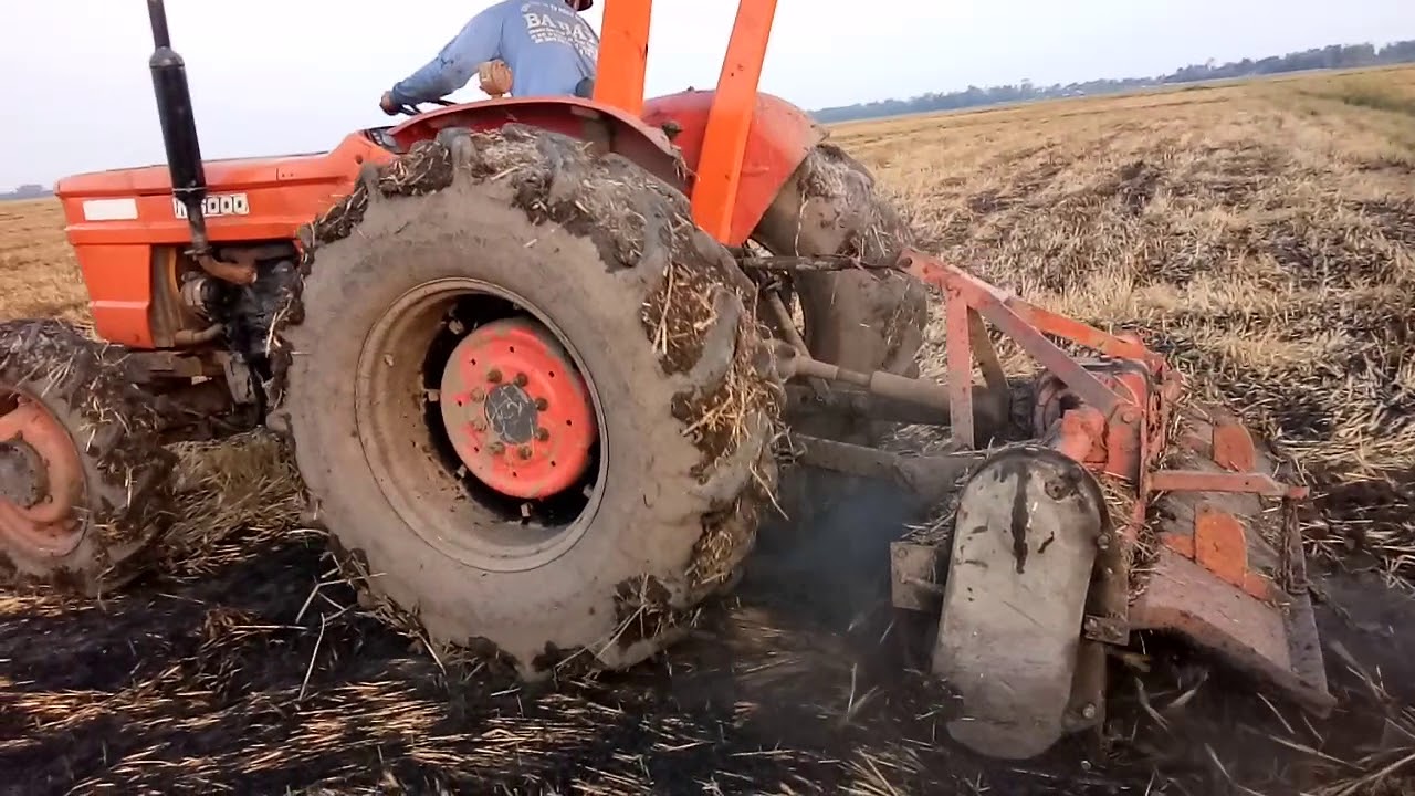 Kubota M7000 u u V C u Newholland YouTube