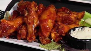 Mulcahy's serves up Super Bowl dishes  - Elizabeth & Elisa