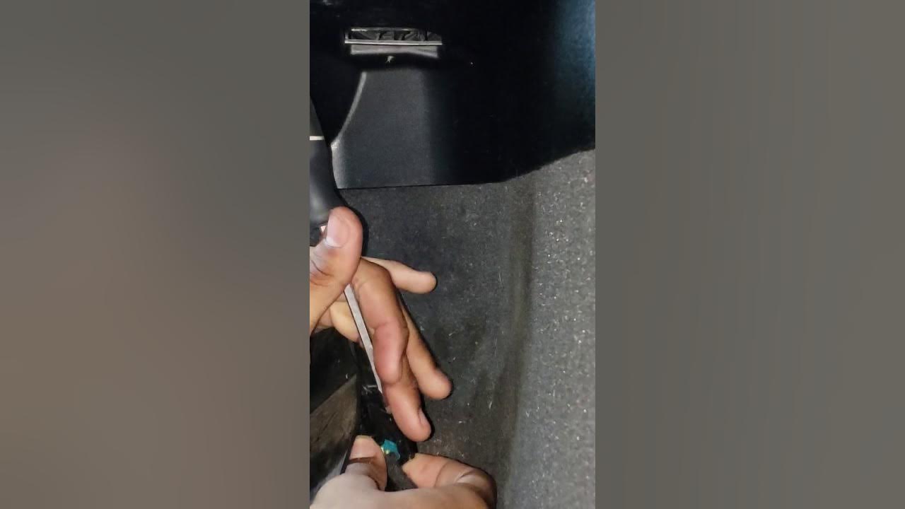 How to remove BMW E90/E92 gas pedal 0611 325/328/330/335 3 SERIES