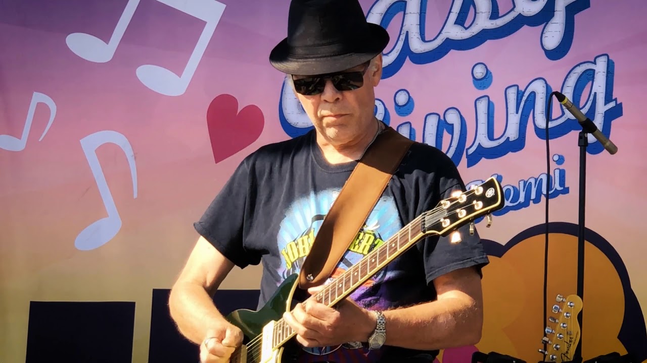 Royal Enfield Band - Checkin On My Babe