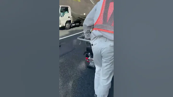 Road Line Marking Machine | Line Painting#road #marking #painting #shorts #short #shortsvideo #japan