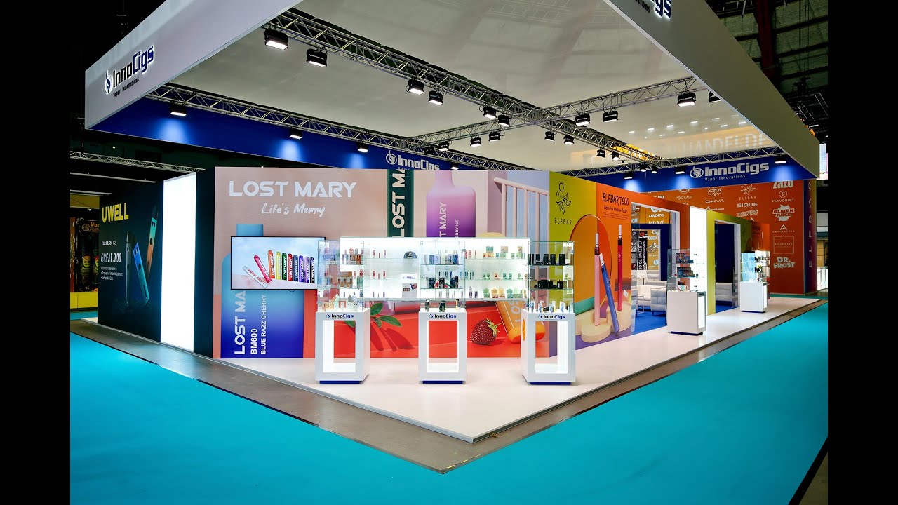 Farbenfroher Messestand für InnoCigs auf der InterTabac 2022 | bee GmbH