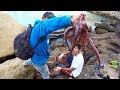 Hombre Pescador Atrapo un Pulpo - Pesca de Pulpo Octopus