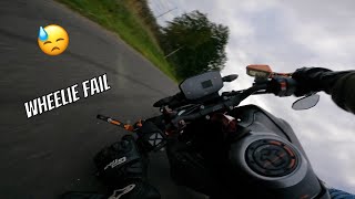 Wheelie fail mit meiner 790 😕