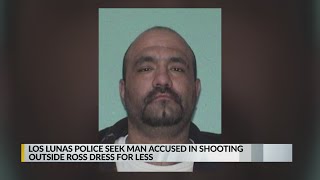 Los Lunas police search for man accused in shooting