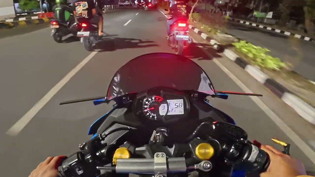Perdana Nyobain ZX25R, jalan malam seputaran Palembang