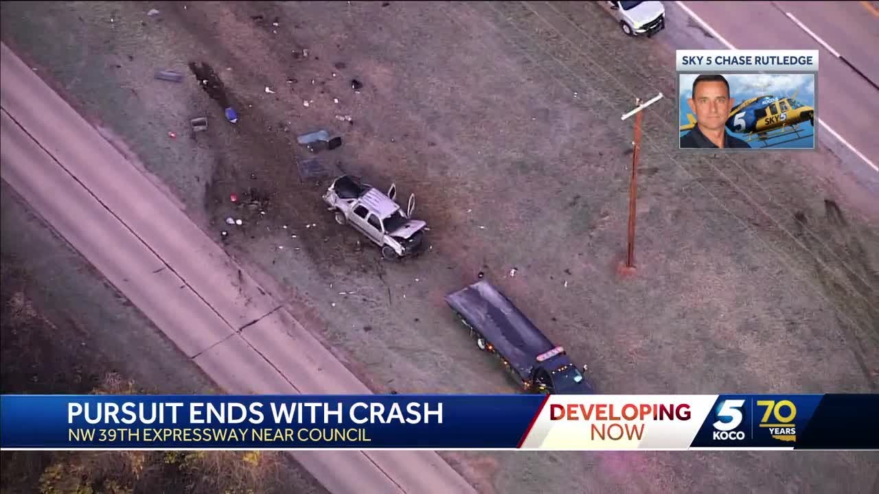 Suspect taken to hospital after chase ends in rollover crash near Lake ...