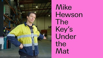 Mike Hewson | Studio tour