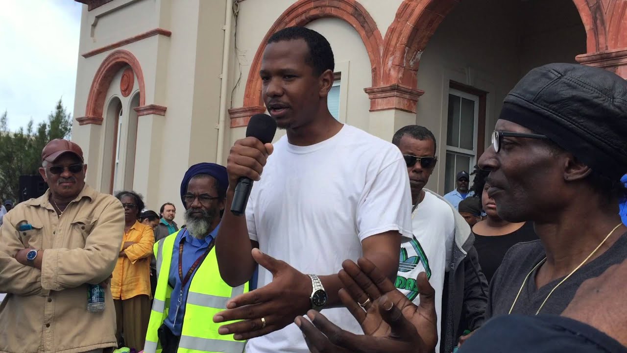 PROTESTERS TAKE OVER THE HOUSE YouTube