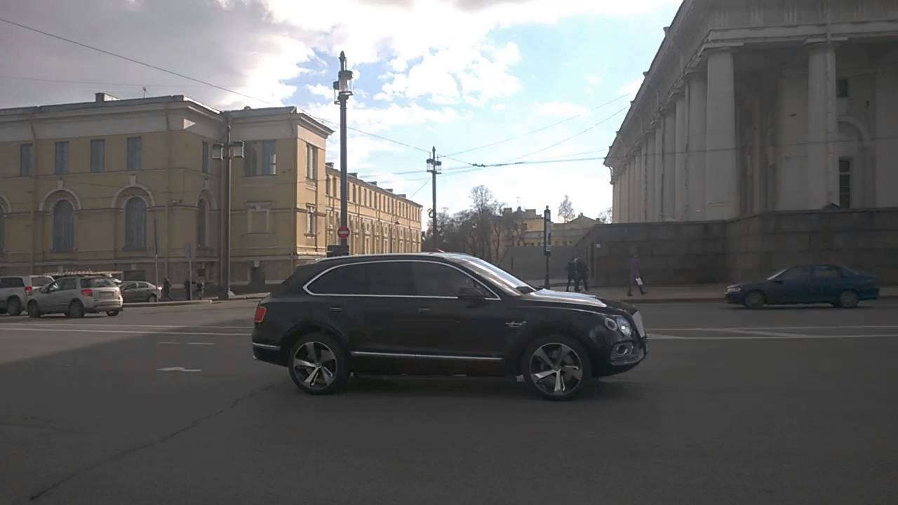 Bentley Bentayga in SaintPetersburg / ?? ?????????????????????????????? YouTube