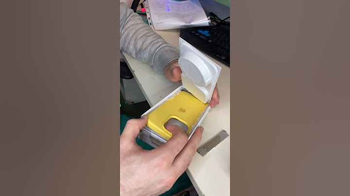 В коробке iPhone 15 есть чехол