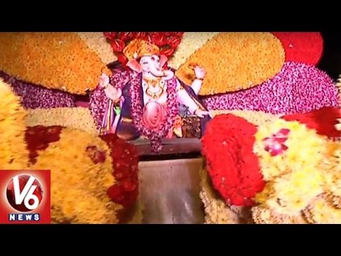 Ganesh Immersion 2016  Lord Ganesha Procession At OU Colony In Manikonda  Hyderabad  V6 News