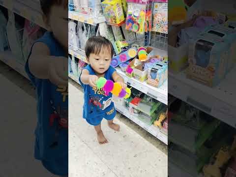 เลือกใหญ่เลย #พี่น้องเสียงเหน่อ #youtubeshorts #cute #baby #เชลซี #เบลล์ #เบสท์ #น่ารัก #ฝากติดตาม