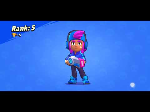 ახალ გამოსულ თამაშს ვთამაშობ