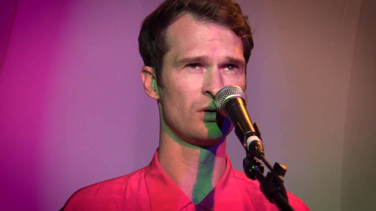 girls like you Andrew Keoghan live on PressureDrop.tv