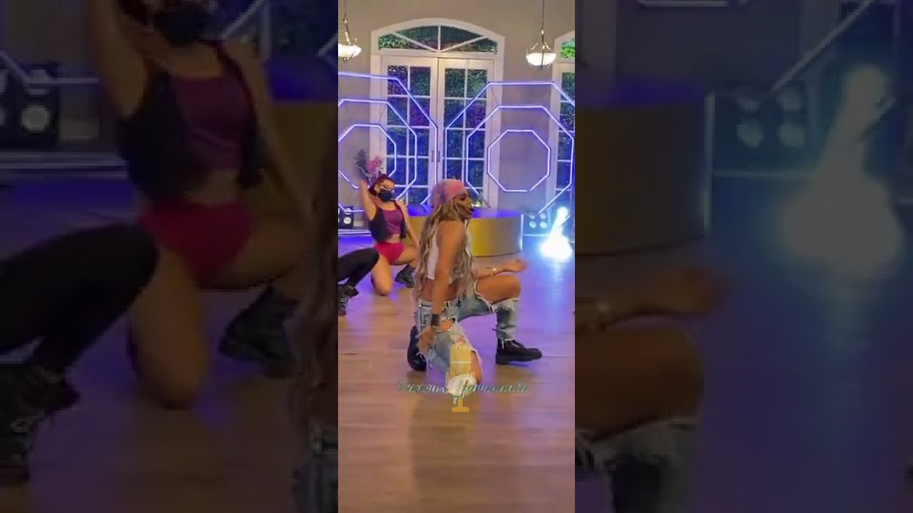 Andreina Bravo encanta con su Bandolera a la audiencia de "De casa en casa"