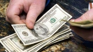 Republican men are the best tippers: Survey