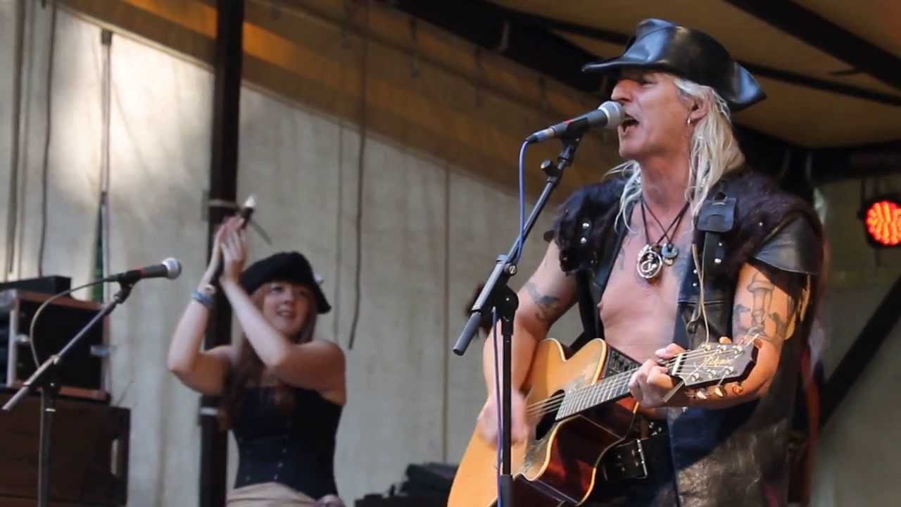 The Dolmen Ballad of the Nutmans (MPS Bückeburg 13.07.2013) YouTube