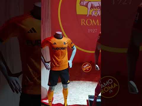 Presentation officielle du nouveau sponsor maillot de AS Roma