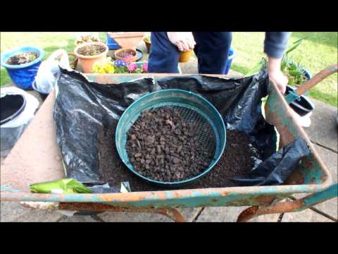 How to make great compost for carrots, its a white, brown, dark brown mix. Part 1. hqdefault