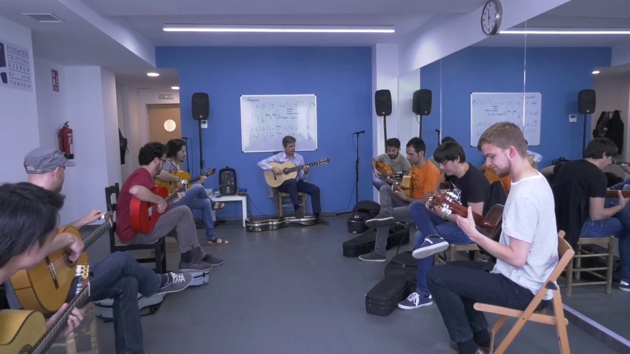 Entrevista a Pedro Sierra, profesor de guitarra flamenca de la Fundación Cristina Heeren