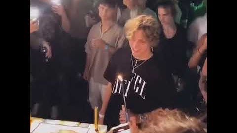 Influencers Celebrates Vinnie Hacker