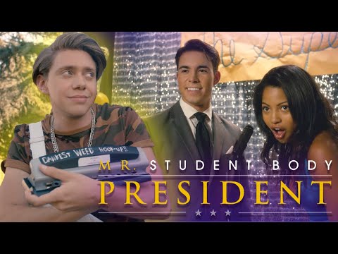Mr. Student Body President S3 Ep5 | The Yearbook...