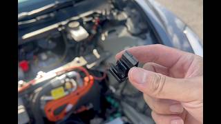 Tesla Model 3/Y frunk clip removal and installation
