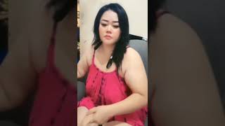 Momy Gemoy Lagi Duduk Santai Sambil Live Bigotante Stw Pake Daster Tipis Periscope Bigo Live