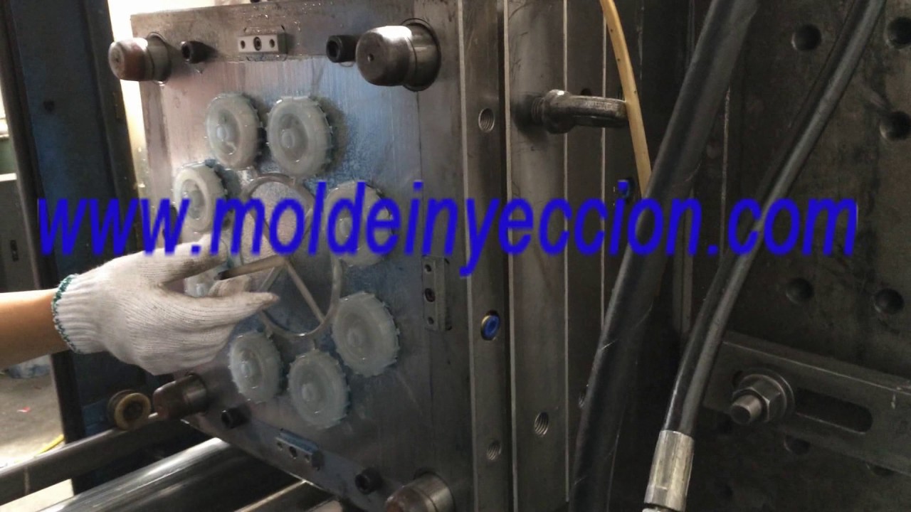 Moldes de inyeccion de Tapas con desenrosque - YouTube