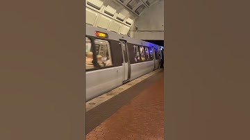 WMATA Metrorail 6000 Series arriving at Union Station#metro #shorts #subway #washington