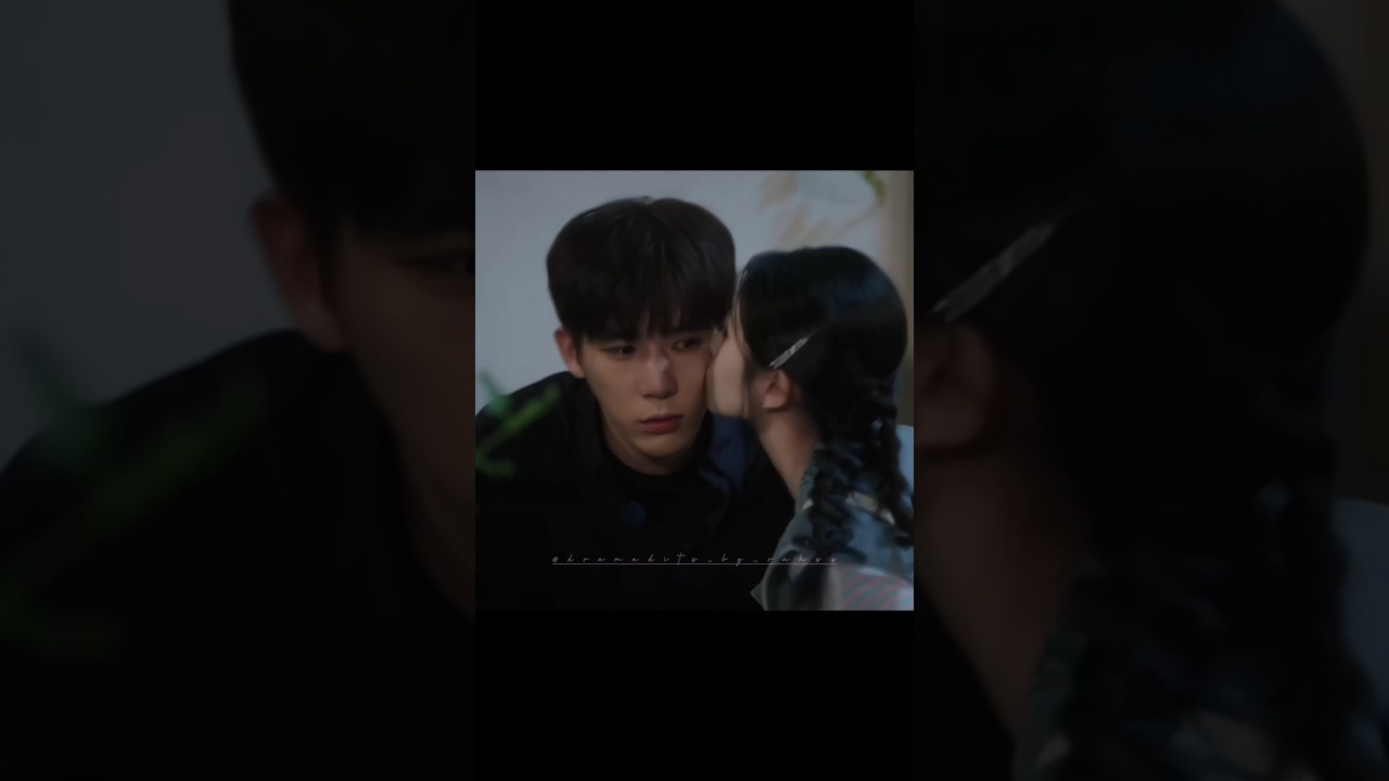 The way she hid from her father 🤣😩| Be passionately in love | Cdrama #cdrama #shorts