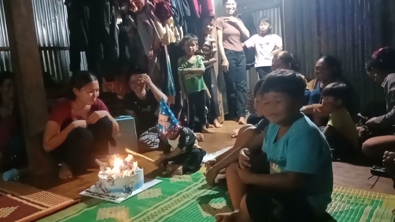 Kỷ niệm xin nhất giá đình nhỏ bé