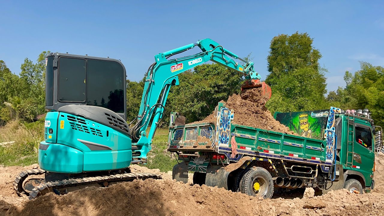 KOBELCO SK35SR-6 อุ้มดินพูนๆ￼อัพไซด์บุ้งกี๋มาใหม่งานออกไวเป็นเท่าตัว ￼แบบนี้วันละ100เที่ยวสบายครับ ￼