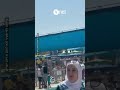 כיסאות מתעופפים ו-12 עצורים: קטטה המונית בימית 2000