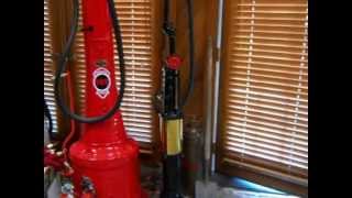 Americana Vintage Antique Gasoline Pumps.AVI